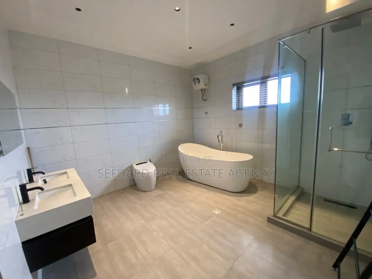 3bdrm Duplex in Sefdard Properties, East Legon for sale