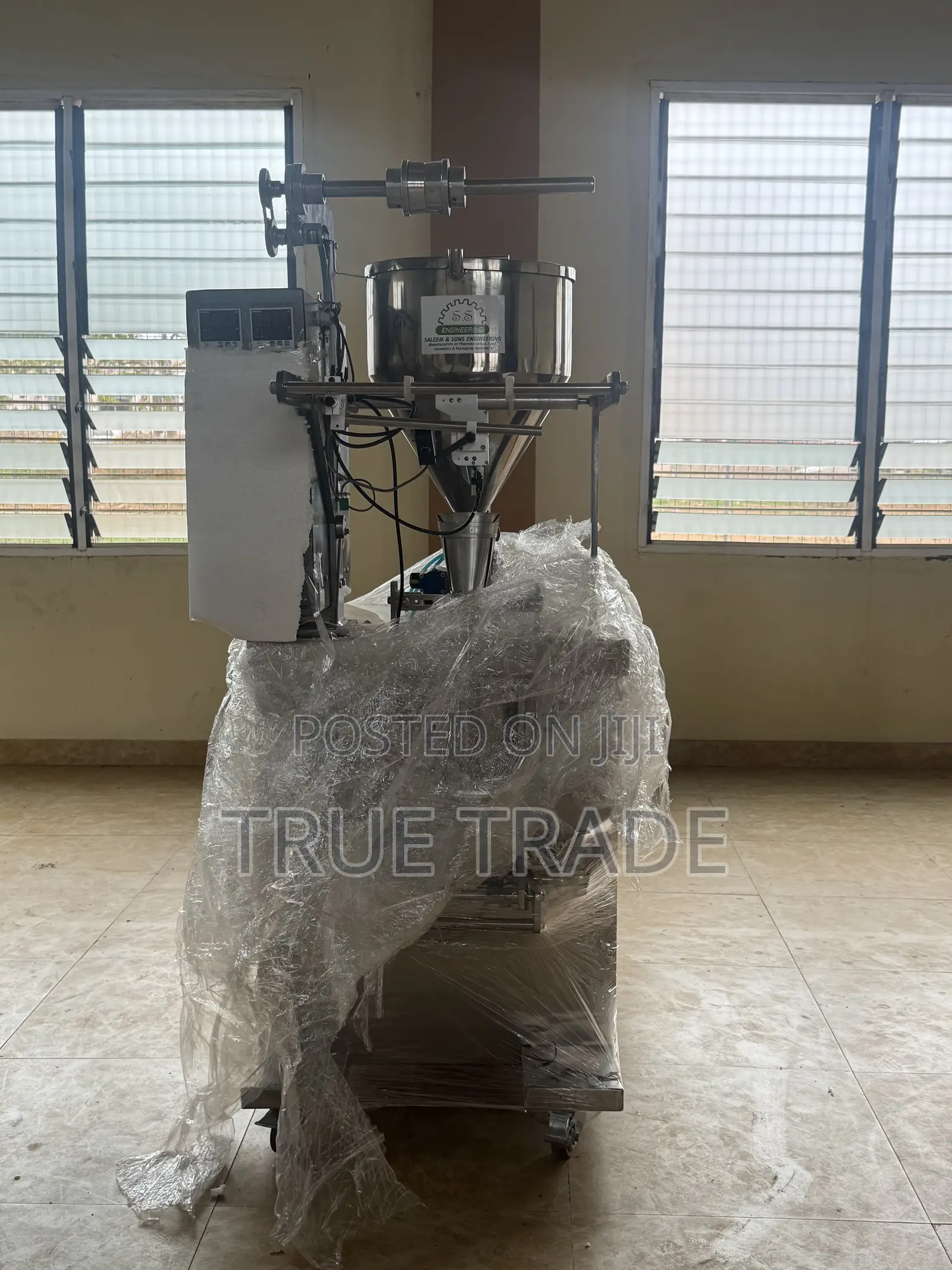 Liquid Sachets Packing Machine