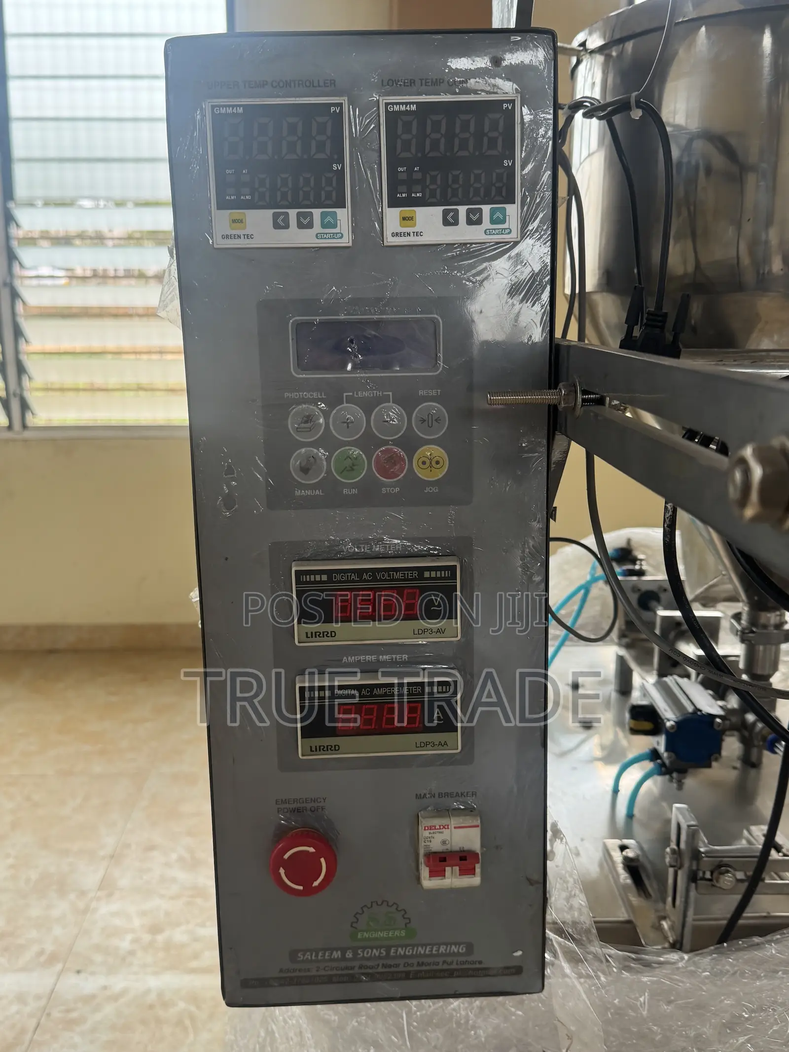 Liquid Sachets Packing Machine