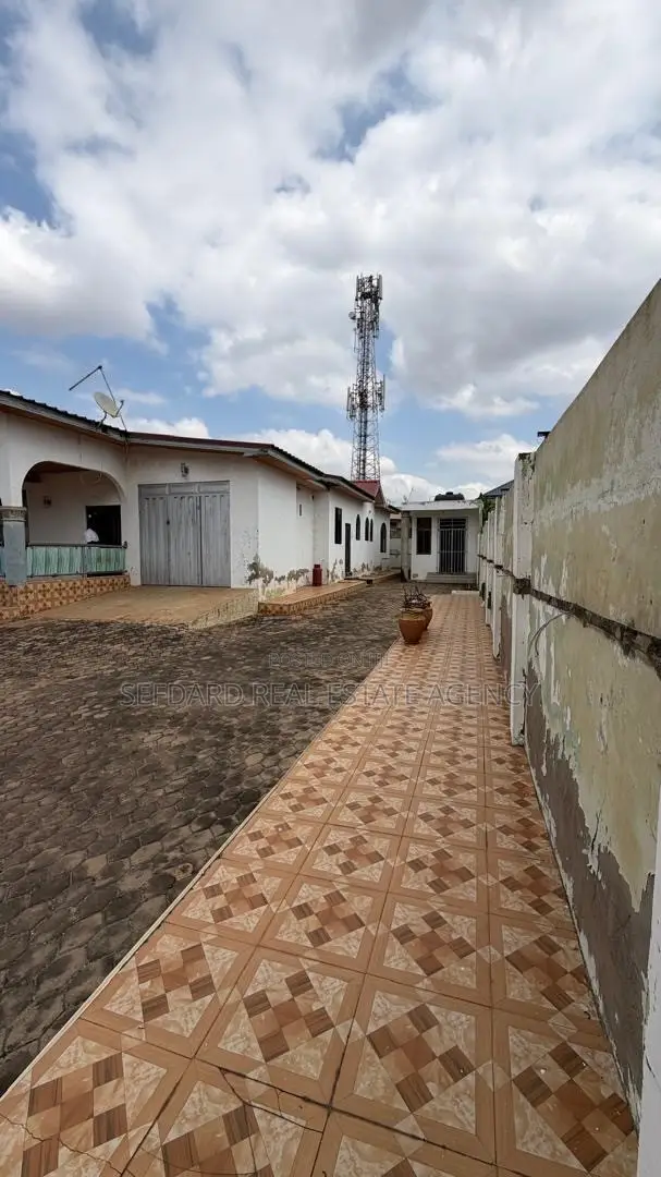 4bdrm House in Sefdard Properties, Spintex for sale