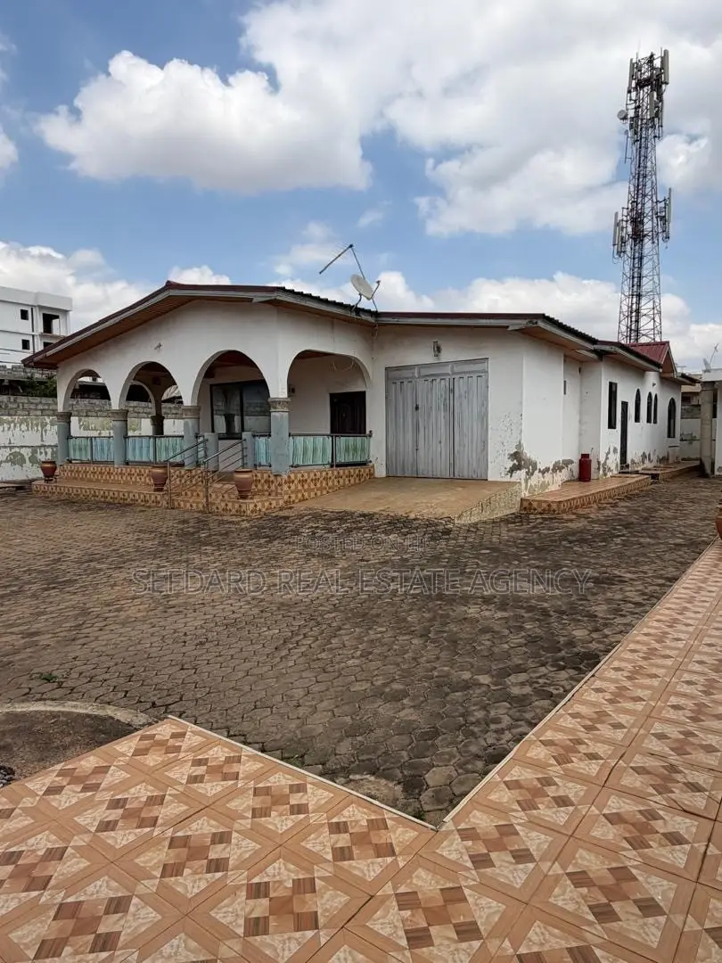 4bdrm House in Sefdard Properties, Spintex for sale