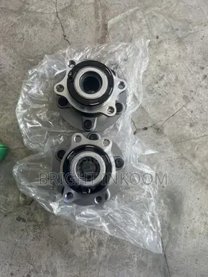Mitsubishi Outlander 2016 2017 2018 Back Hubs