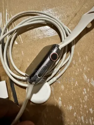 Apple Watch Series 5 44mm