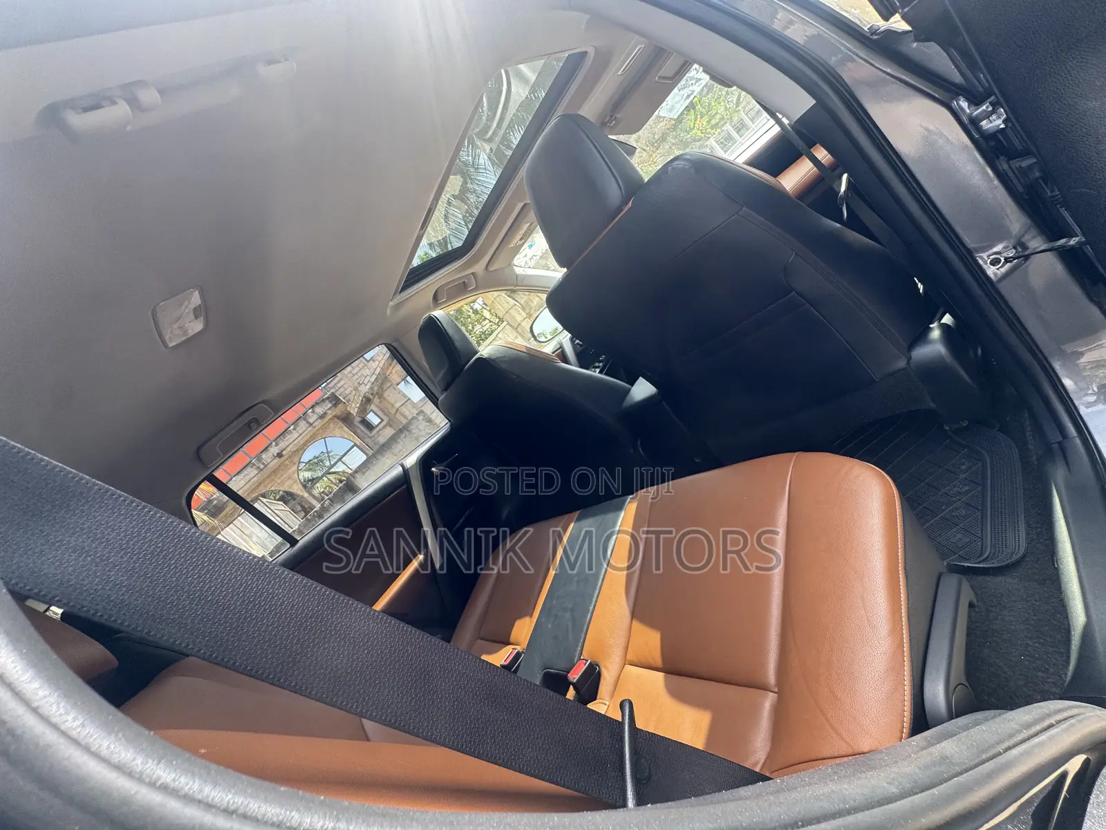 Toyota RAV4 Limited 4dr SUV AWD (2.5L 4cyl 6A) 2018 Gray