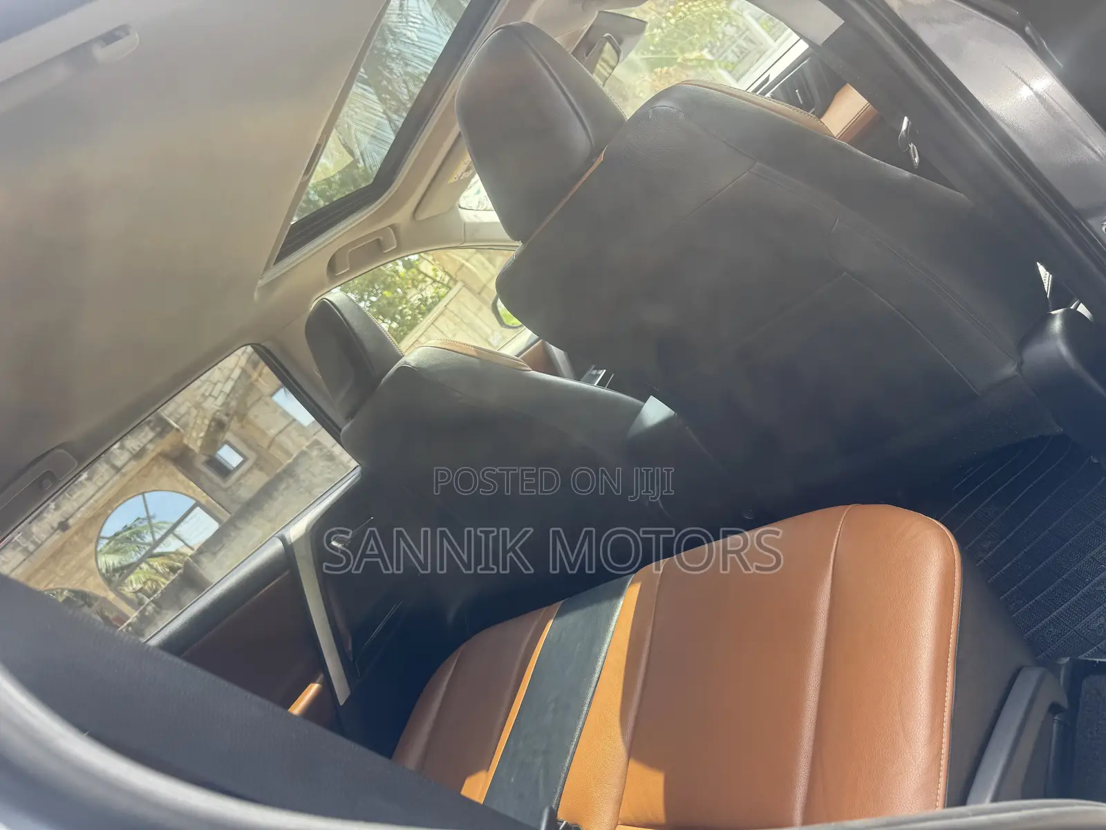 Toyota RAV4 Limited 4dr SUV AWD (2.5L 4cyl 6A) 2018 Gray