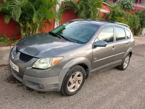Pontiac Vibe 2005 Gray