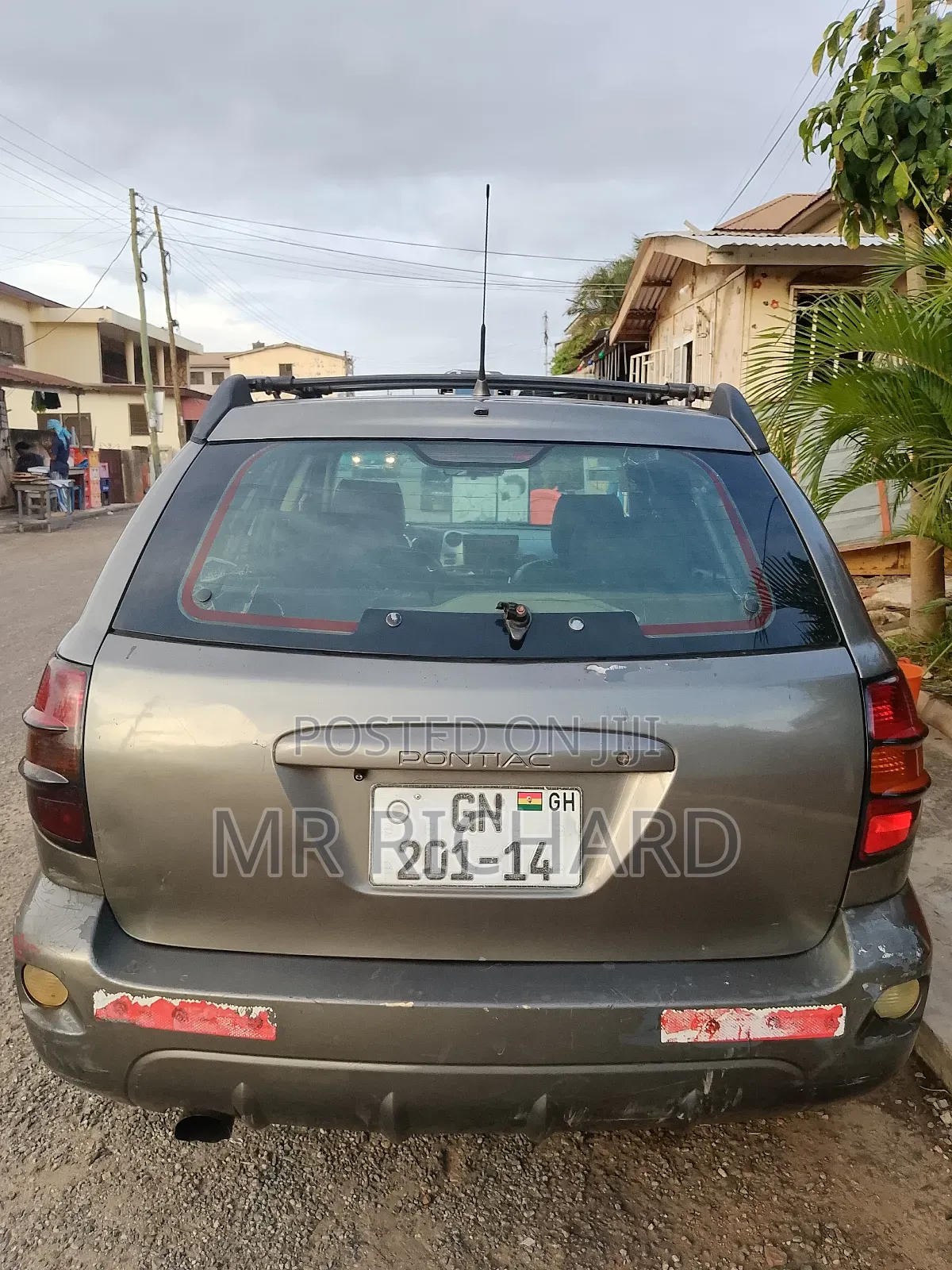 Pontiac Vibe 2005 Gray