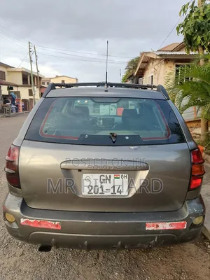 Pontiac Vibe 2005 Gray