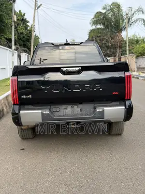 Toyota Tundra Limited 2022 Black