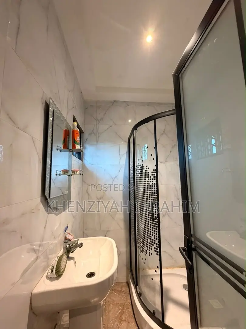 2bdrm Apartment in Nanakrom Melcom, Ashaley Botwe for rent