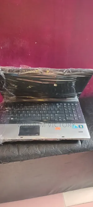 New Laptop HP 15-da3007nia 8GB Intel Core i5 HDD 500GB