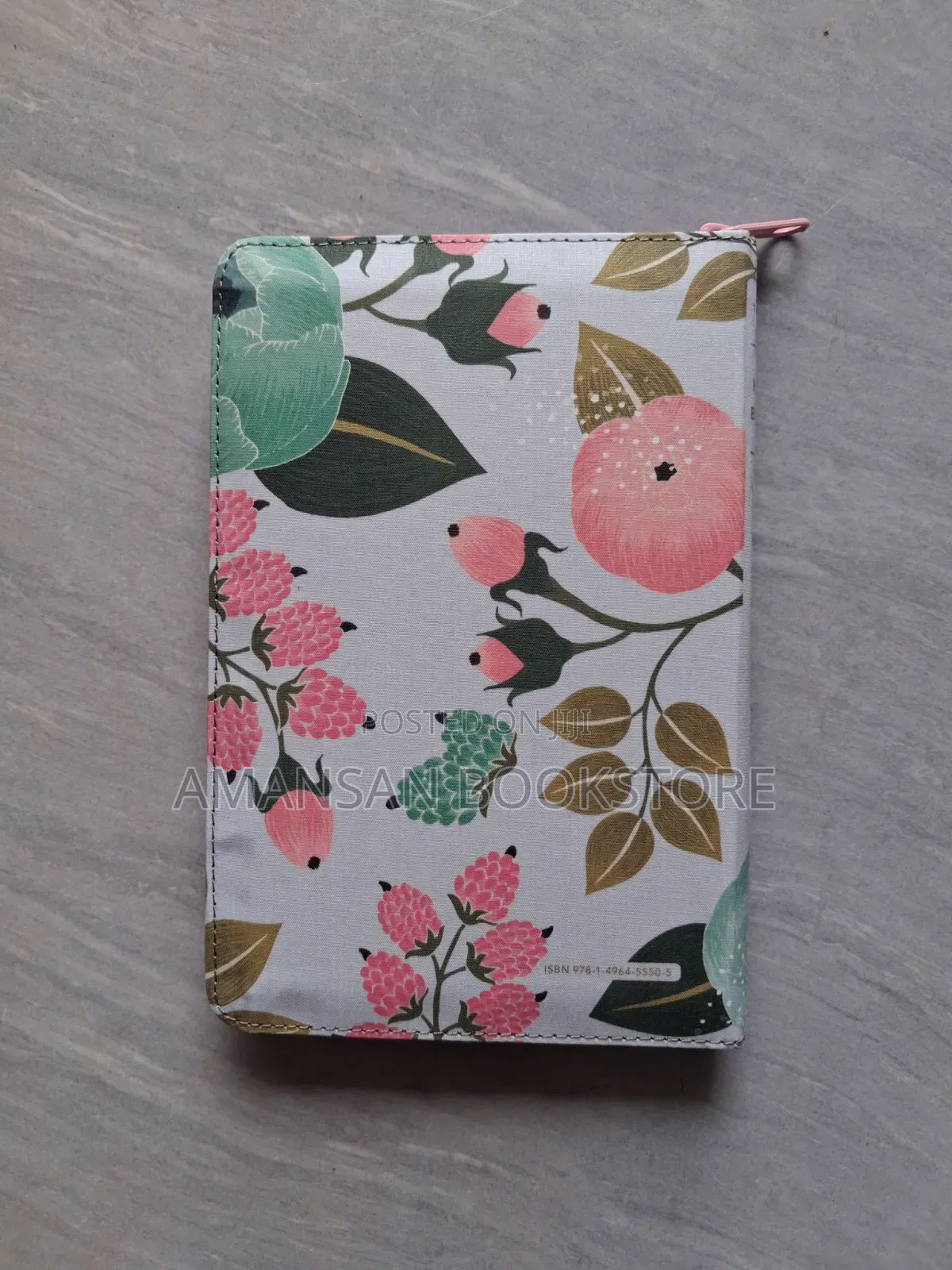 NLT Compact Zipper Bible (Tyndale)