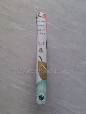 NLT Compact Zipper Bible (Tyndale)