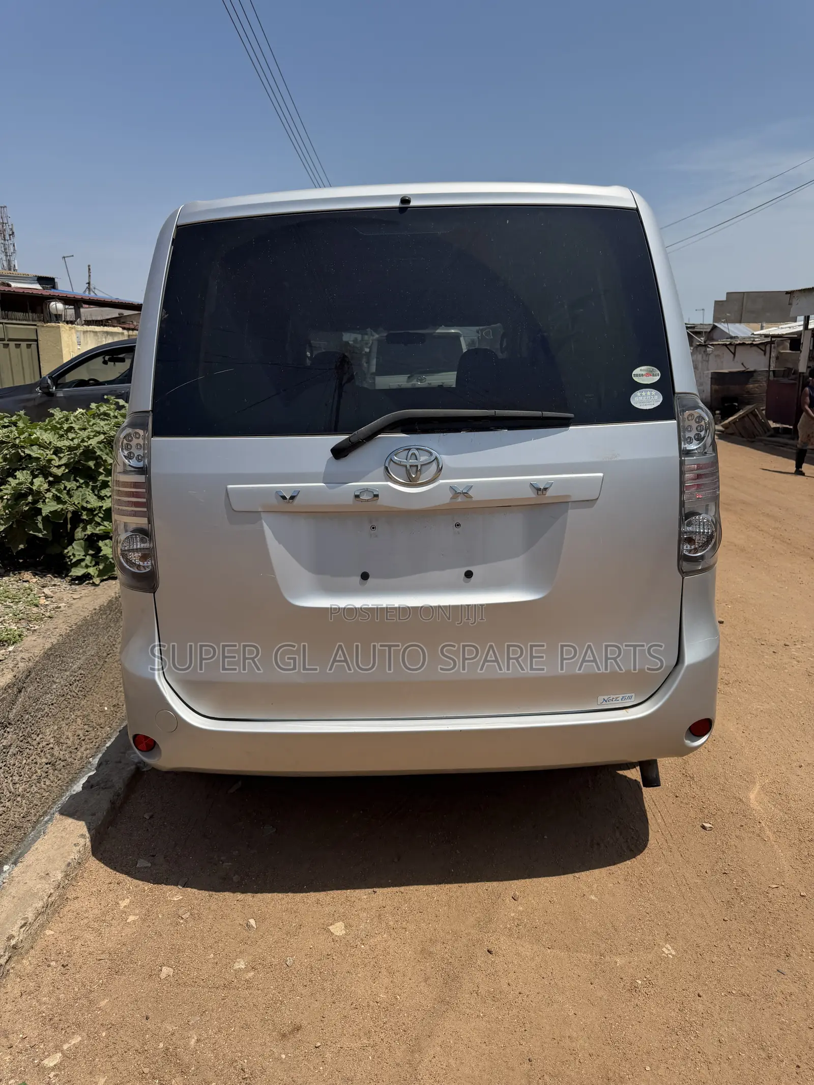 Toyota Voxy V 2WD 8-Seater 2010 Silver