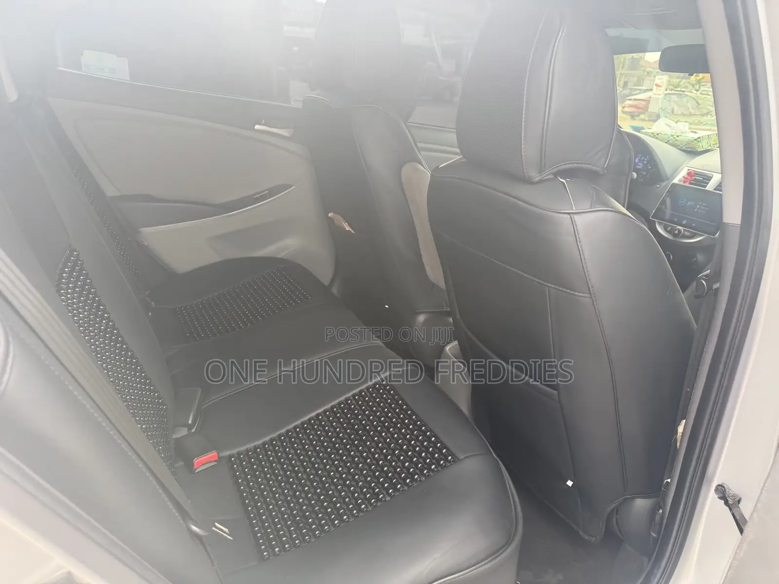 Hyundai Accent 2017 Silver