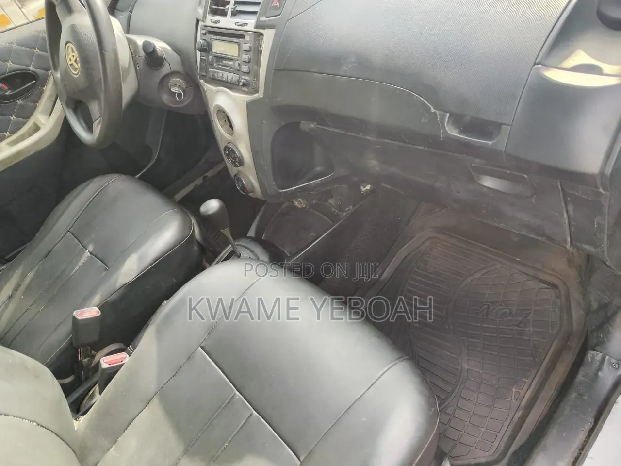 Toyota Vitz 1.0 FWD 3dr 2010 Silver