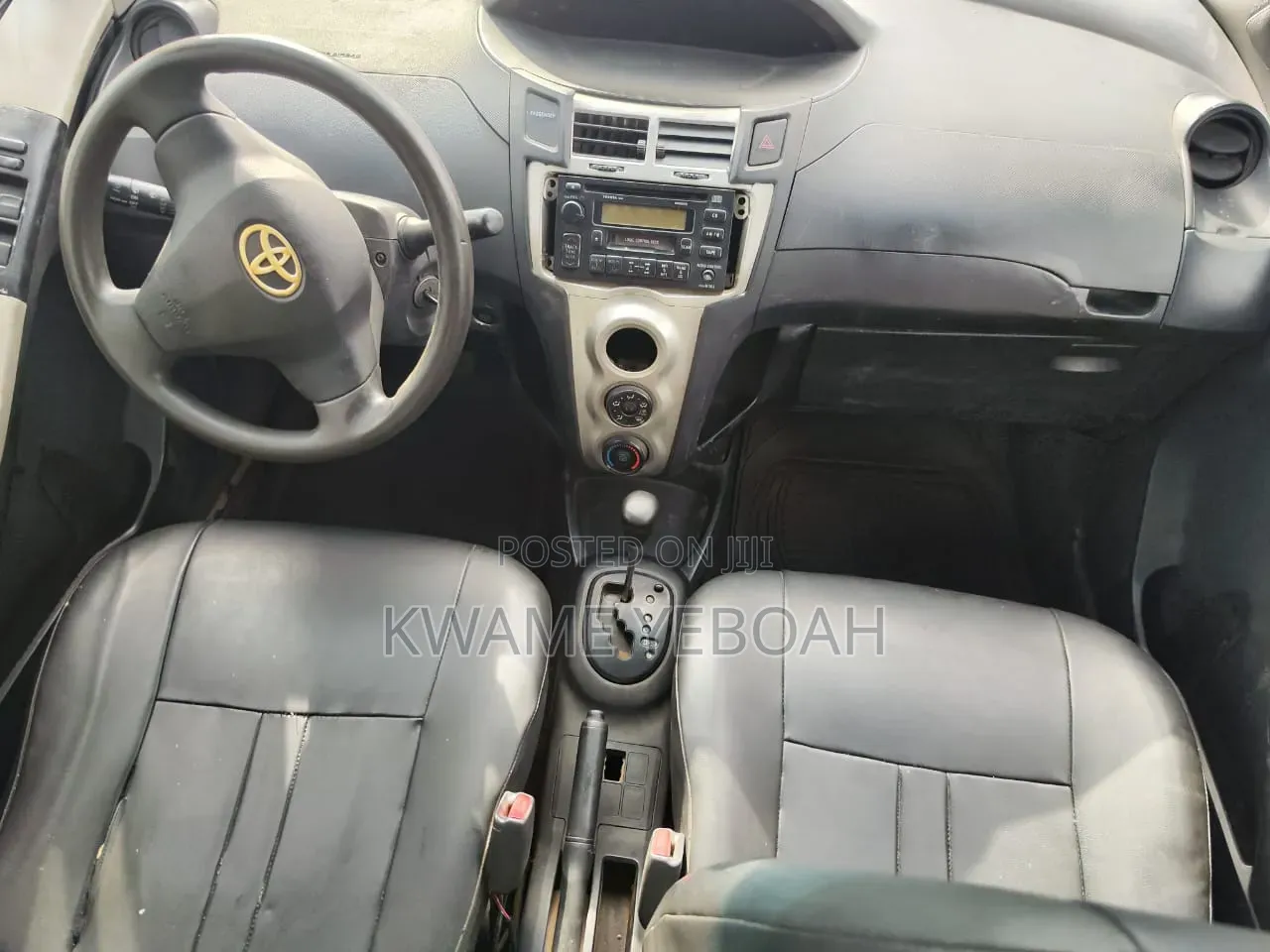 Toyota Vitz 1.0 FWD 3dr 2010 Silver