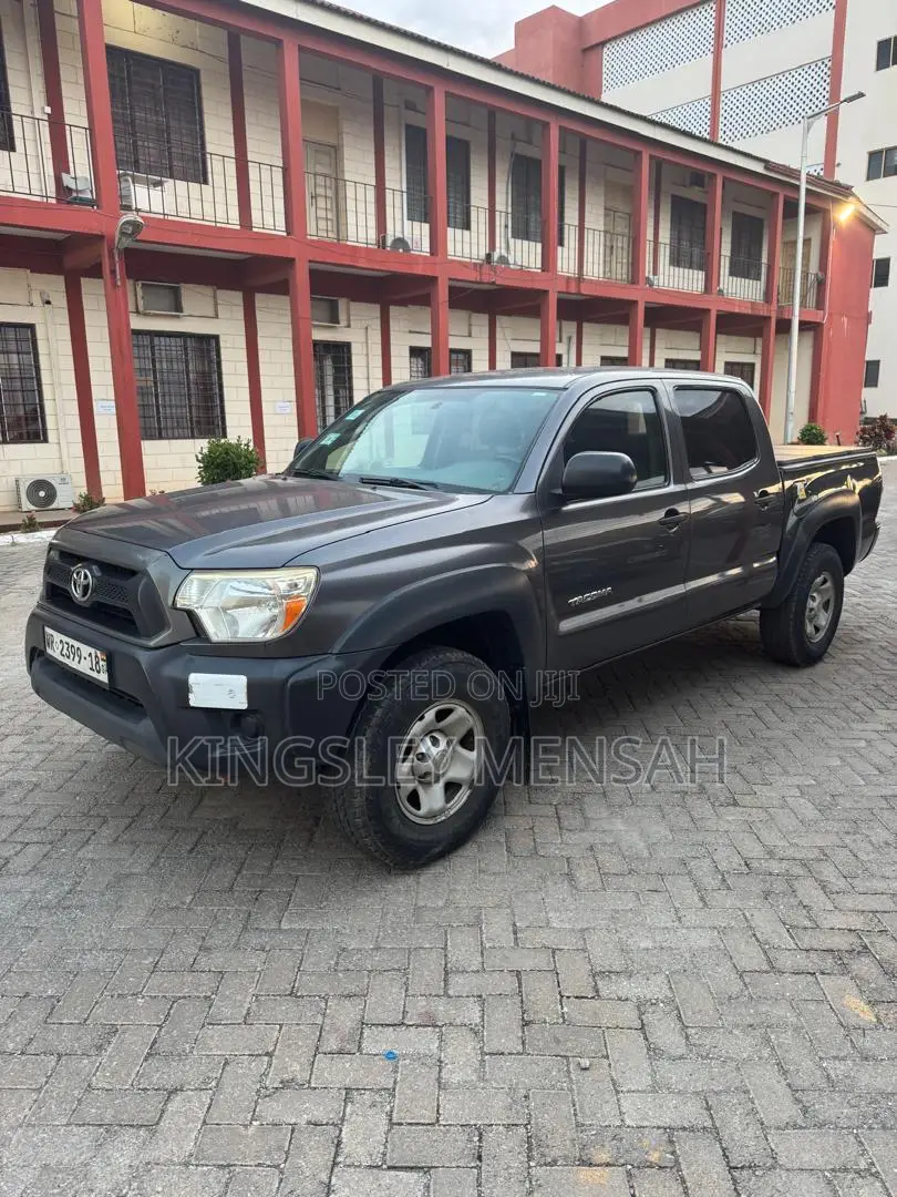 Toyota Tacoma PreRunner 4dr Double Cab 5.0 ft. SB (2.7L 4cyl 4A) 2015