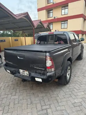 Toyota Tacoma PreRunner 4dr Double Cab 5.0 ft. SB (2.7L 4cyl 4A) 2015