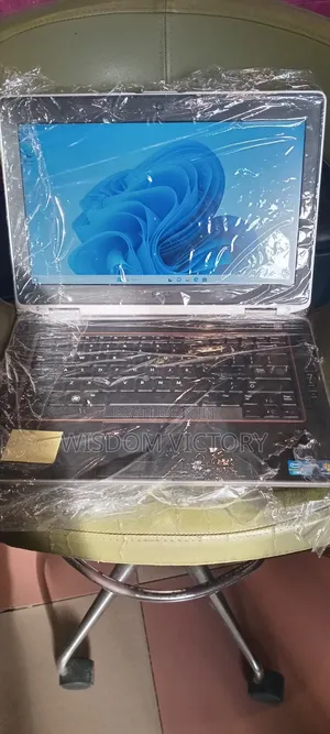 New Laptop Dell 8GB Intel Core i5 HDD 500GB