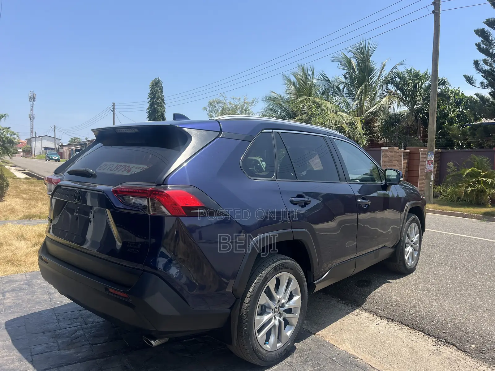Toyota RAV4 2023 Blue
