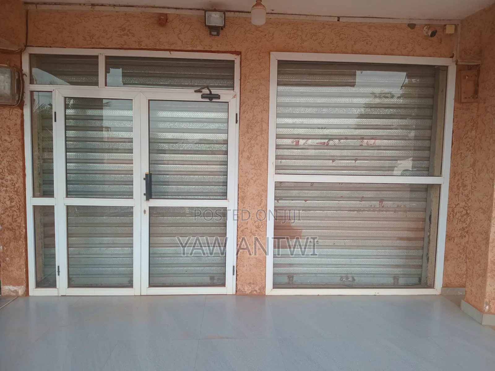 Shop for Rent