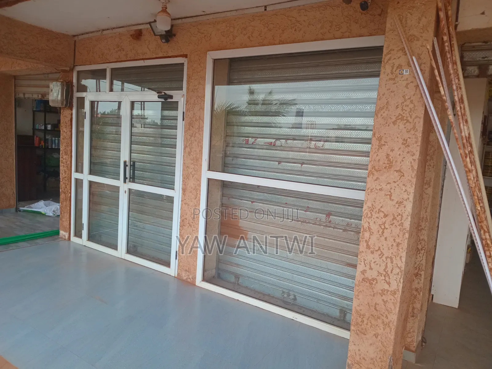 Shop for Rent