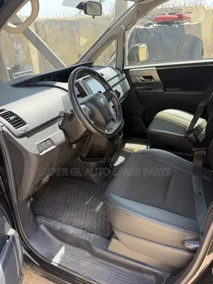 Toyota Voxy V 2WD 7-Seater 2013 Black