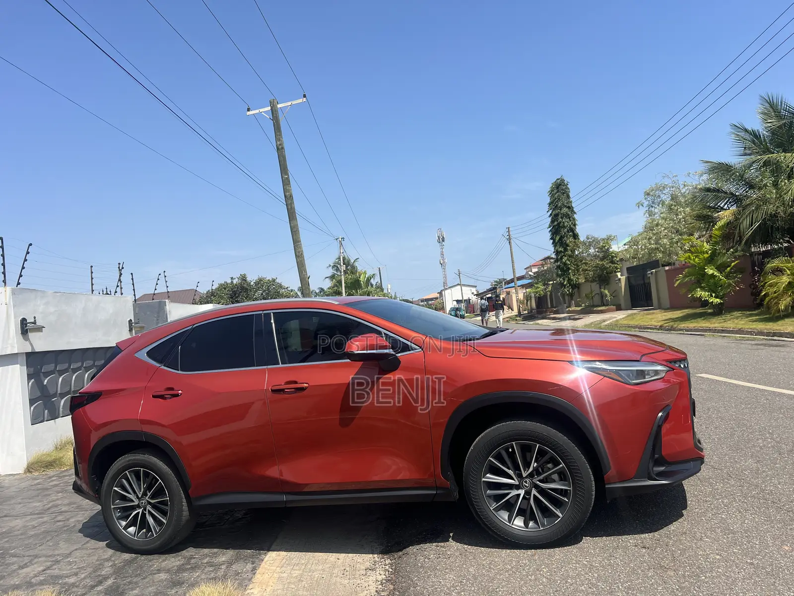 Lexus NX 2023 Orange
