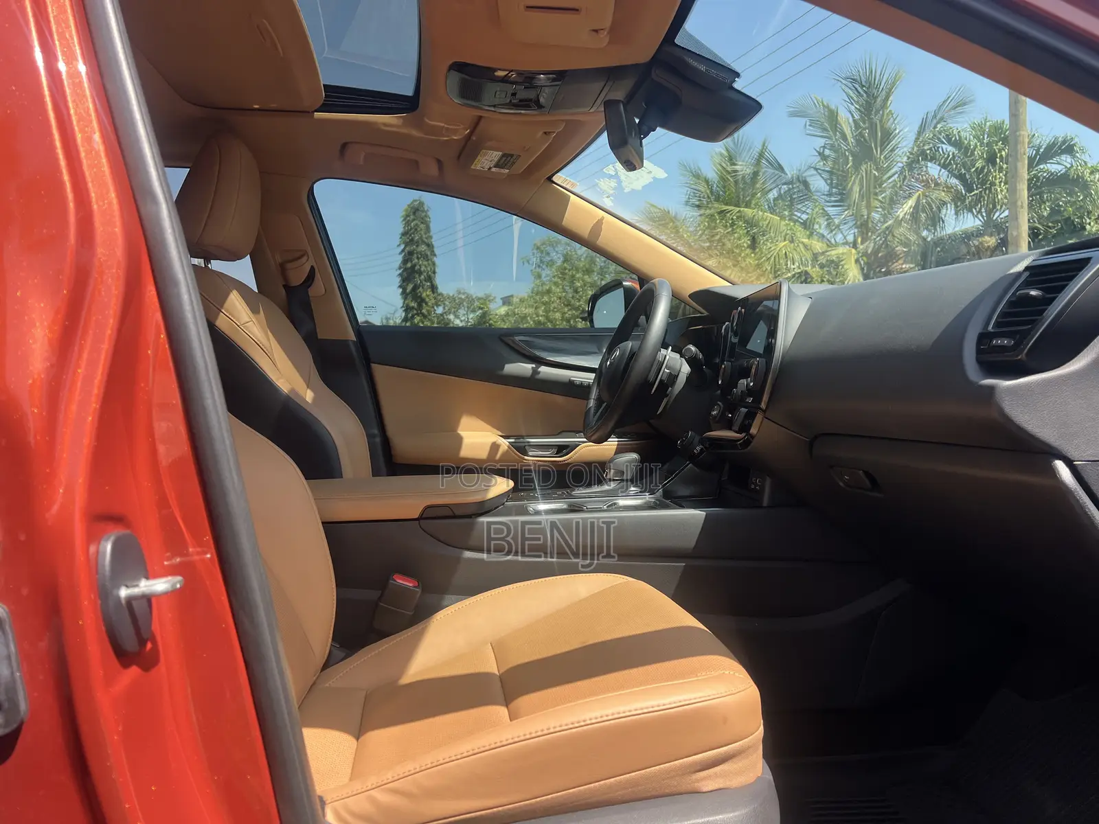 Lexus NX 2023 Orange