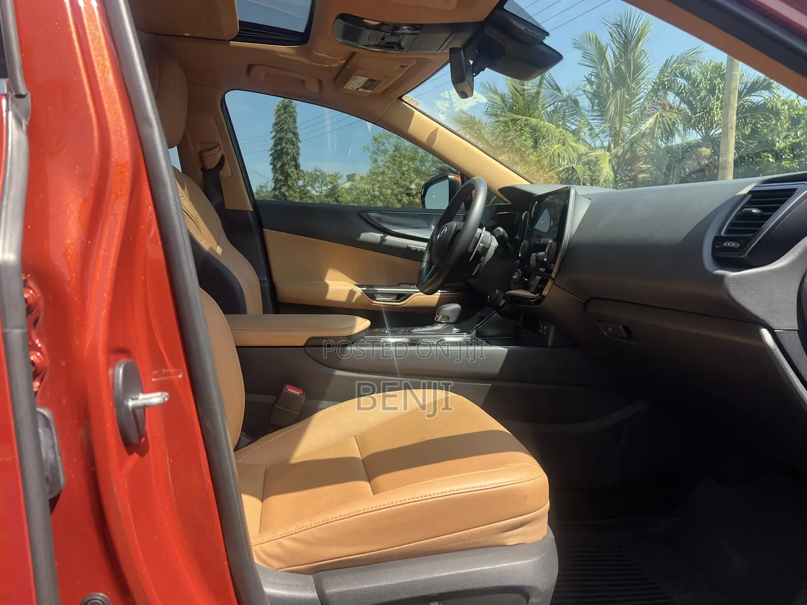 Lexus NX 2023 Orange