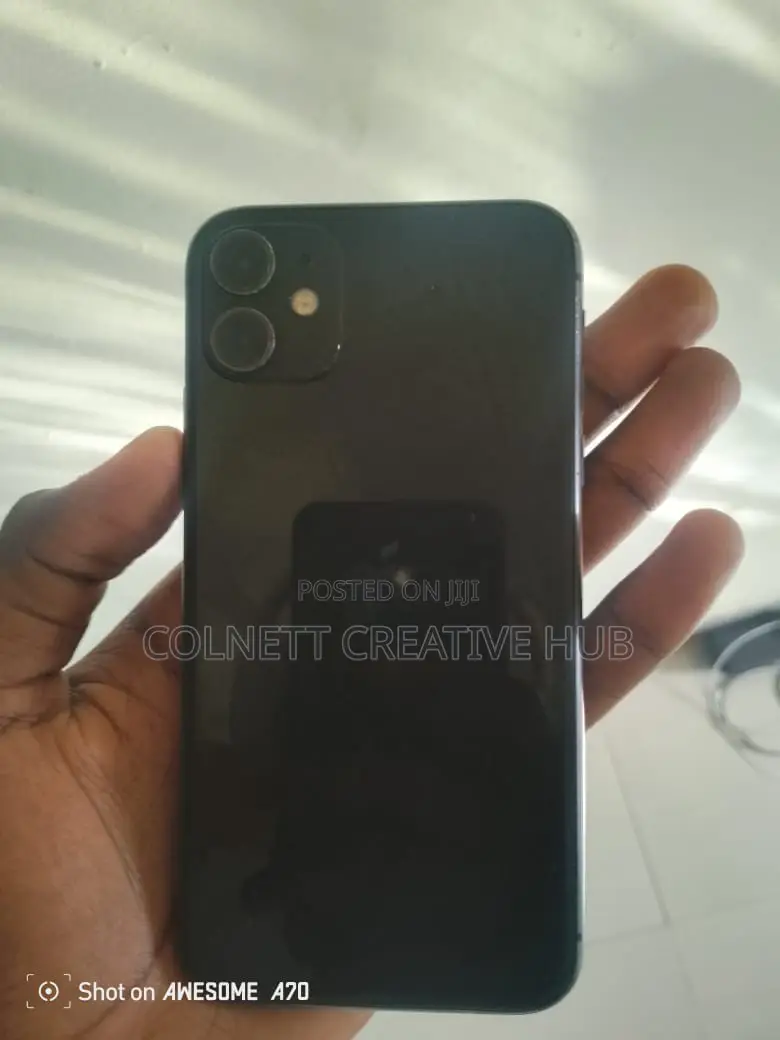 Apple iPhone 11 64 GB Black