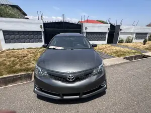 Toyota Camry 2014 Gray