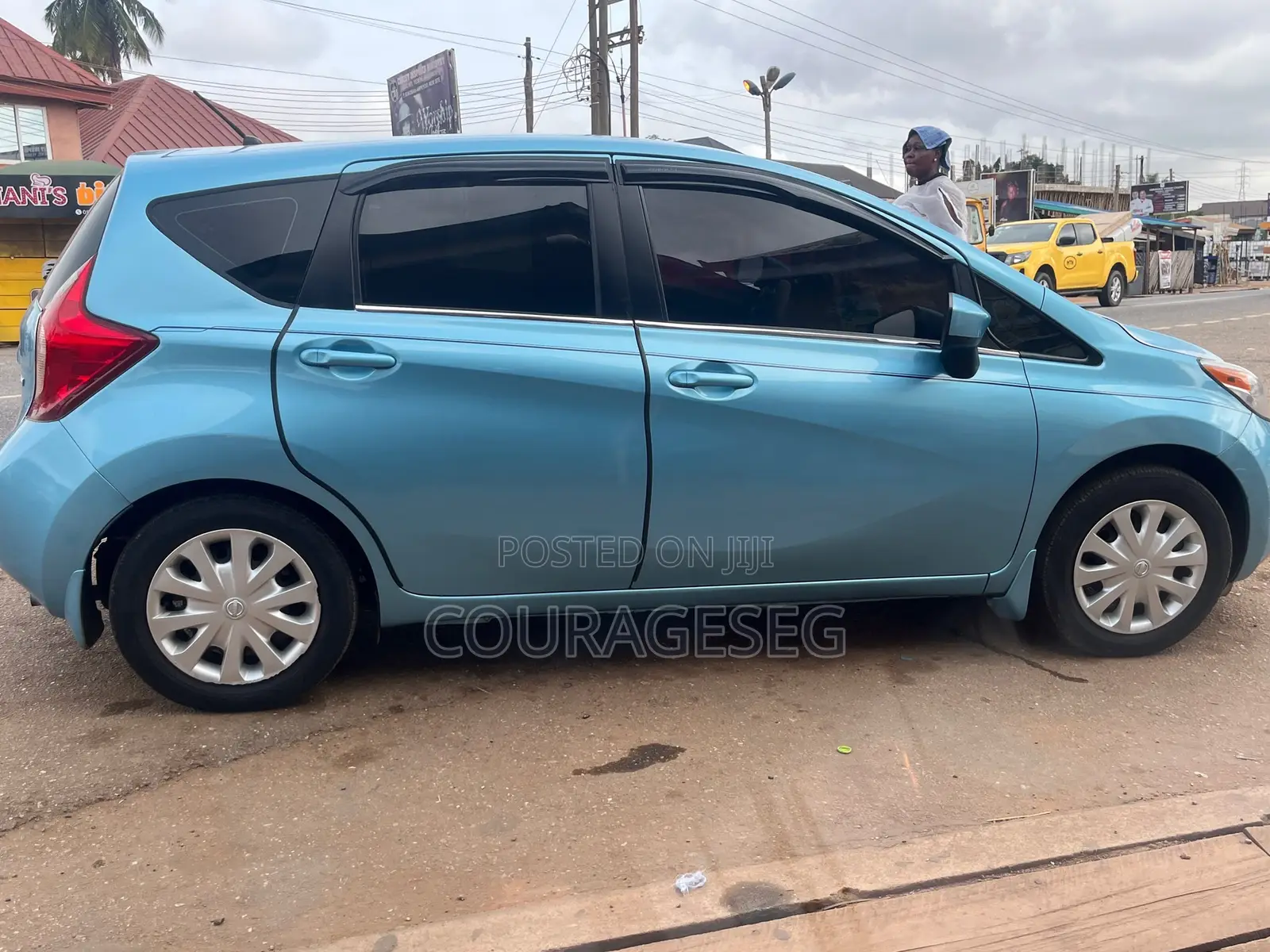 Nissan Versa 1.6 S 2016 Blue