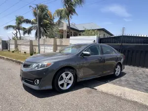 Toyota Camry 2014 Gray