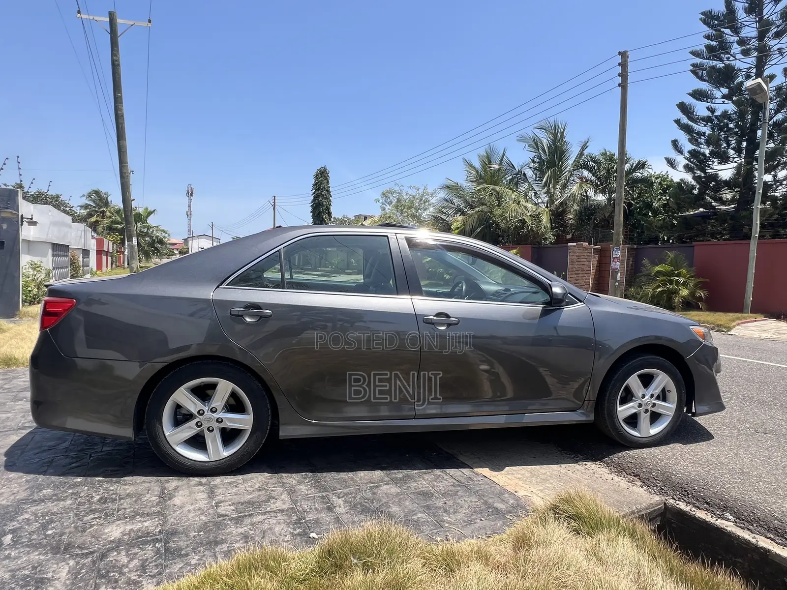 Toyota Camry 2014 Gray