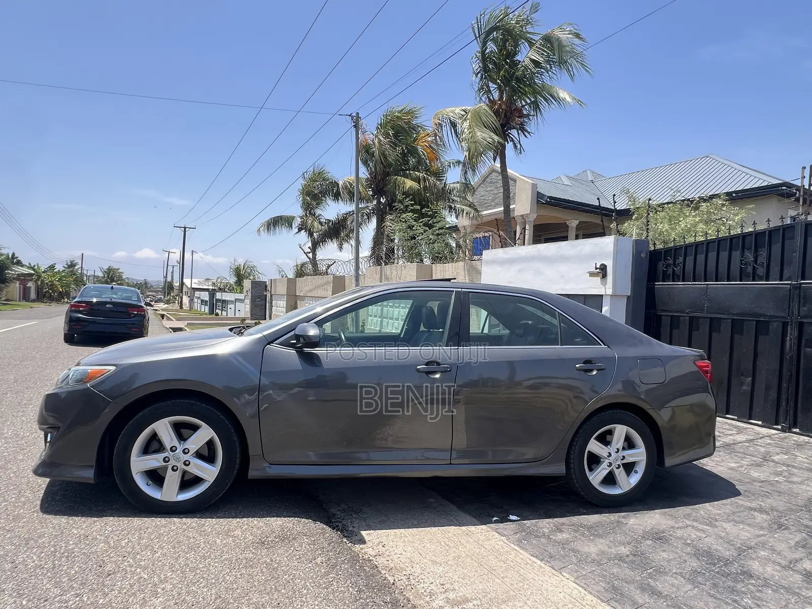 Toyota Camry 2014 Gray