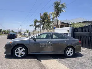 Toyota Camry 2014 Gray