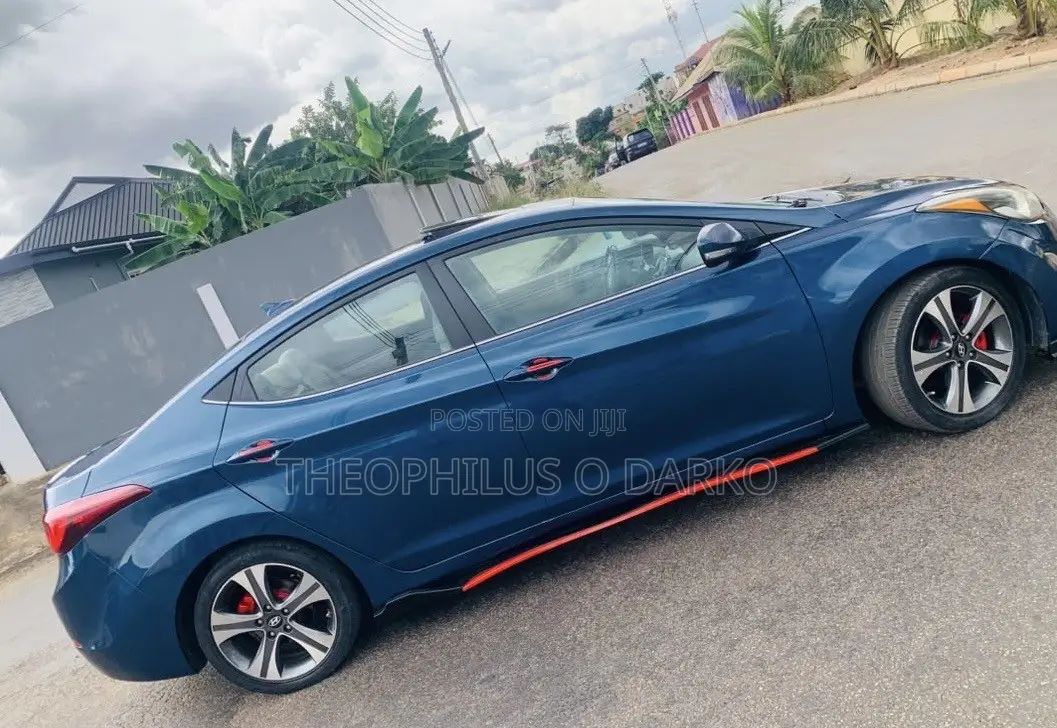Hyundai Elantra Limited Sedan FWD (1.8L 4cyl 6A) 2016 Blue