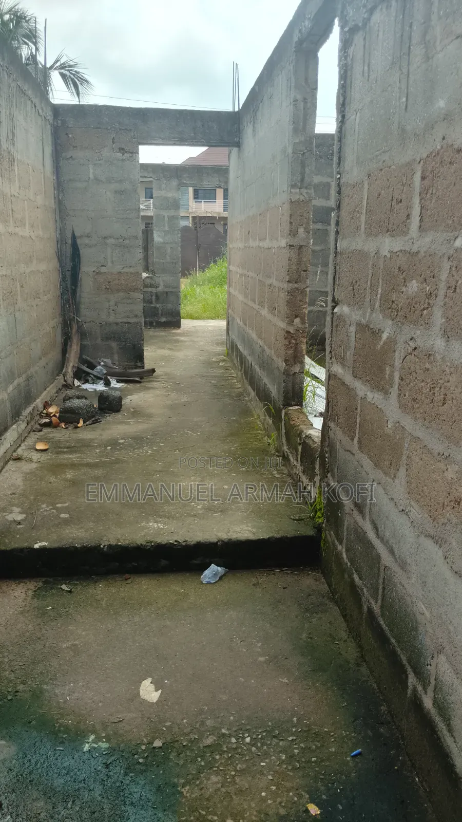 4-Bedroom Uncompleted House for Sale – Great Location & Spacious Plot