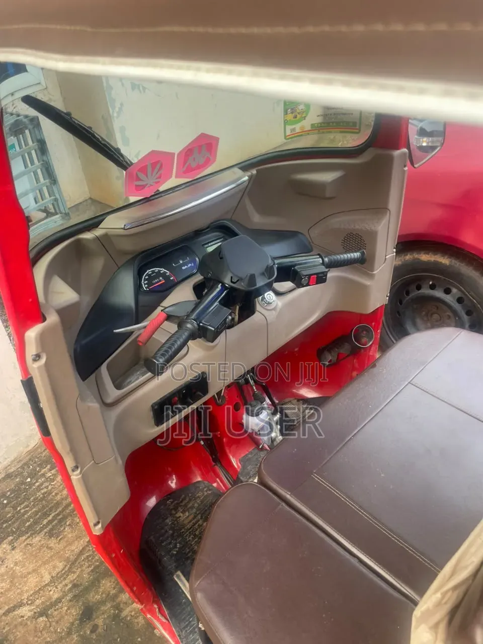 Bajaj RE 2026 Red