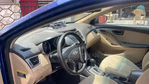 Hyundai Elantra GLS Sedan FWD (1.8L 4cyl 6A) 2013 Blue