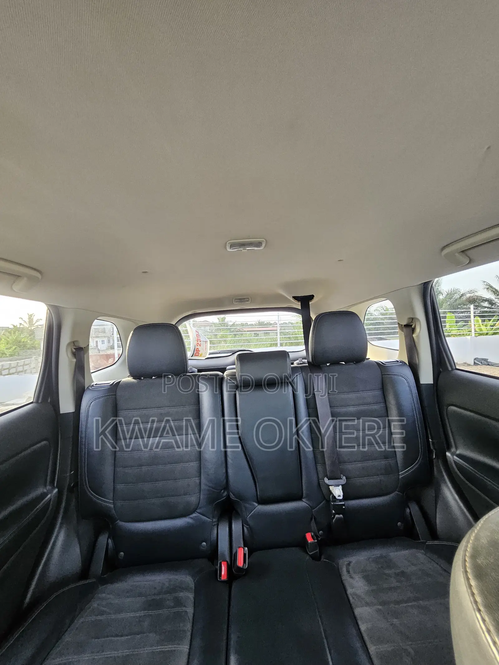 Mitsubishi Outlander SE FWD 2019 Gray