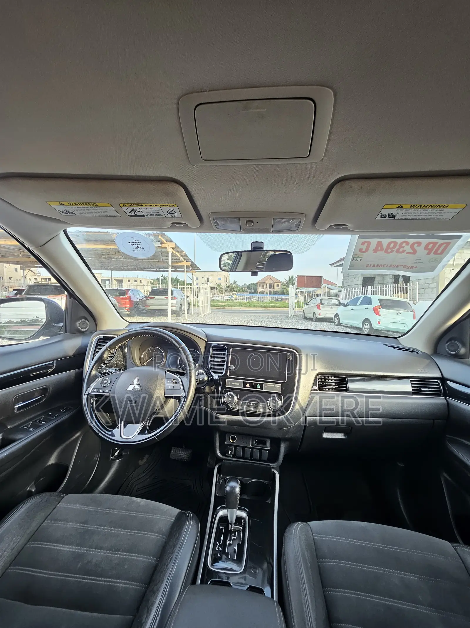 Mitsubishi Outlander SE FWD 2019 Gray