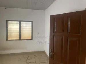 1bdrm Apartment in Estate Agency, Baatsona Total for rent