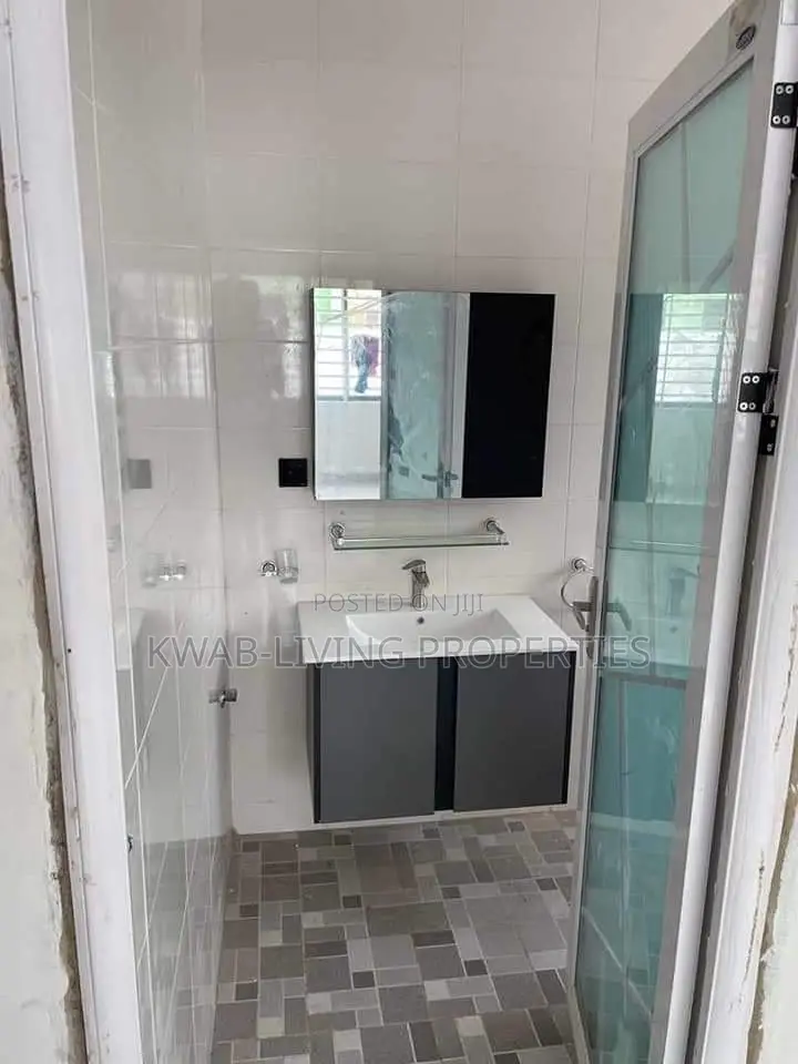 3bdrm House in Spintex for rent
