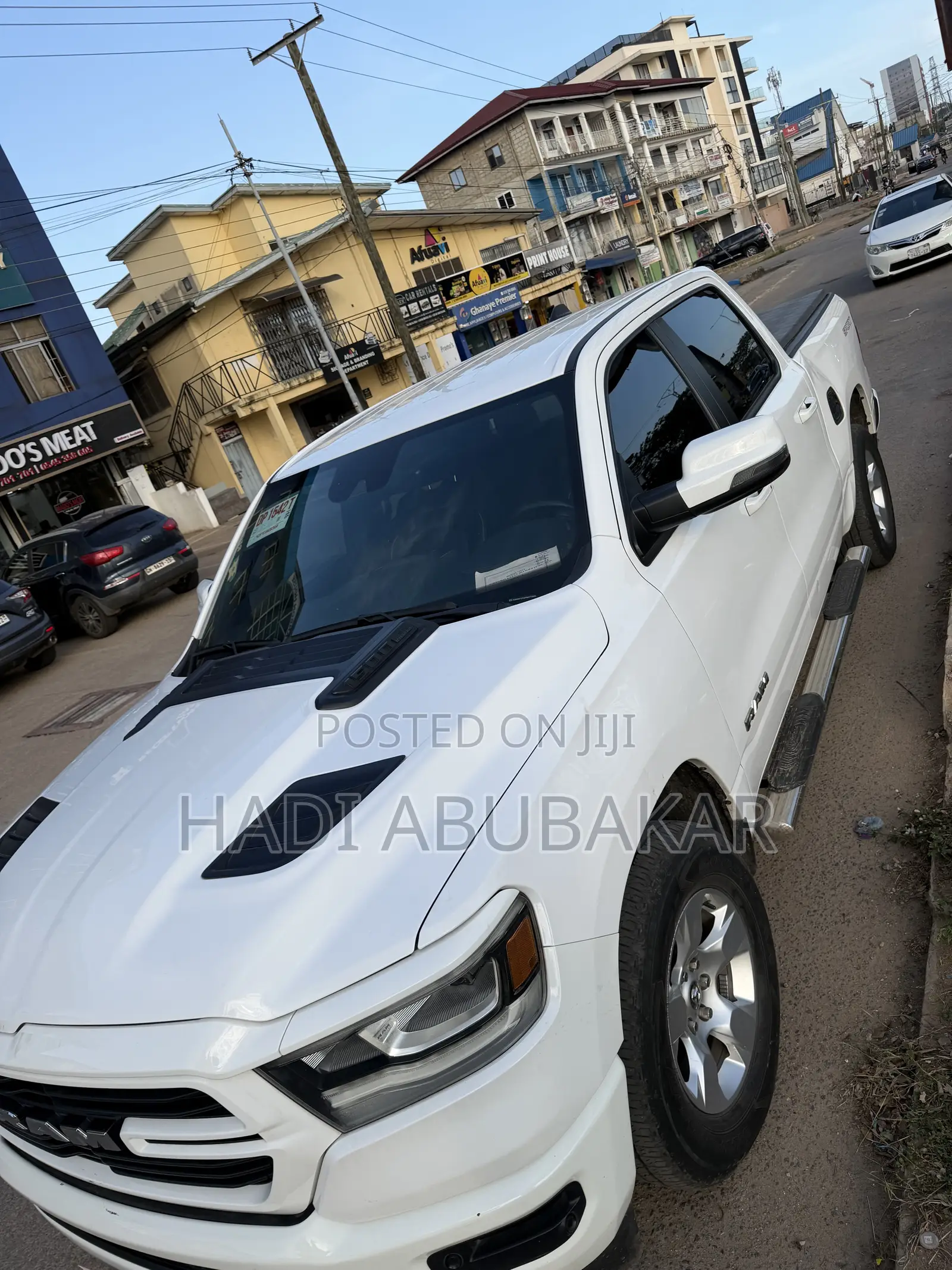 Toyota Tundra 2023 White