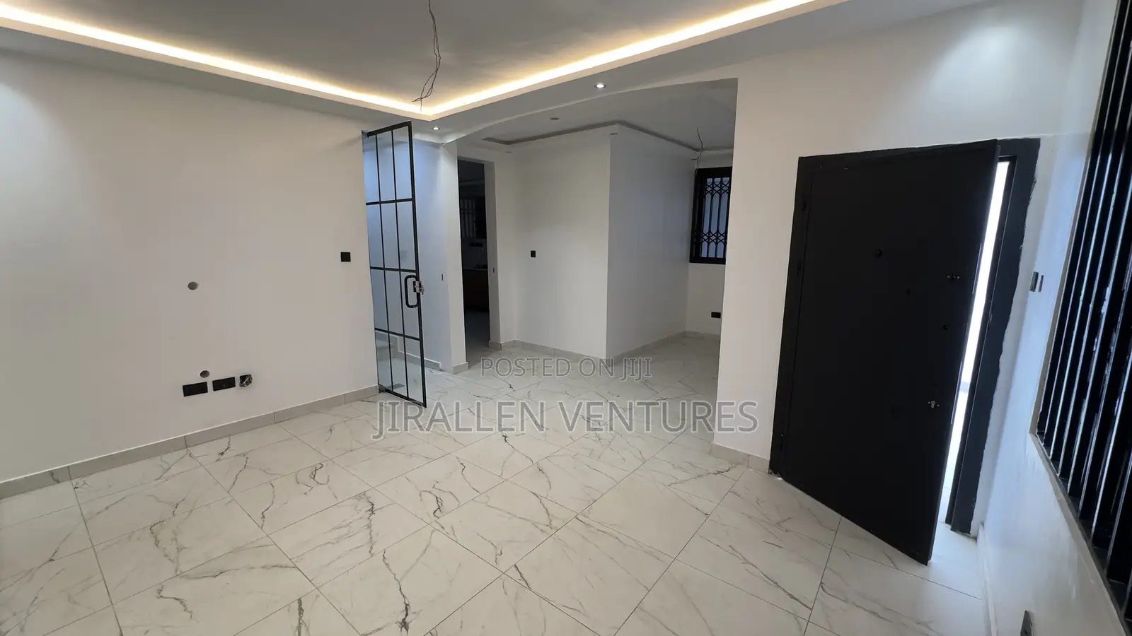 4bdrm House in Adenta for sale
