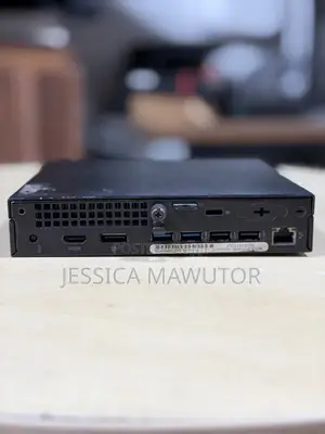 Desktop Computer Dell 8GB Intel Core i5 SSD 256GB