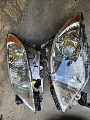 Lexus LS460 Headlight Charger Type